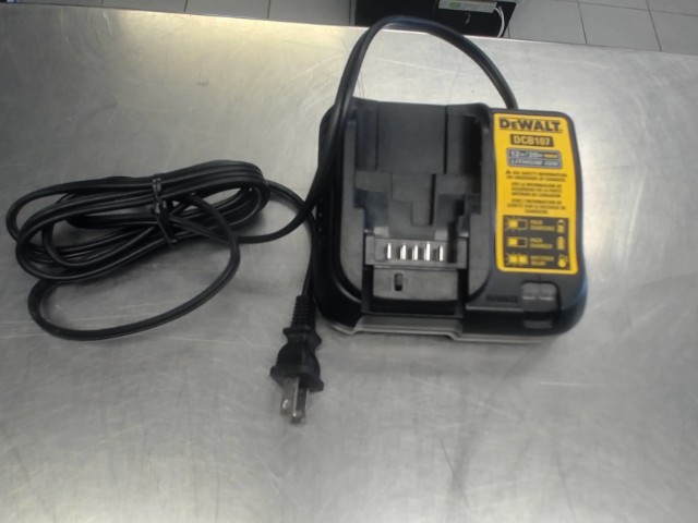 Chargeur dewalt