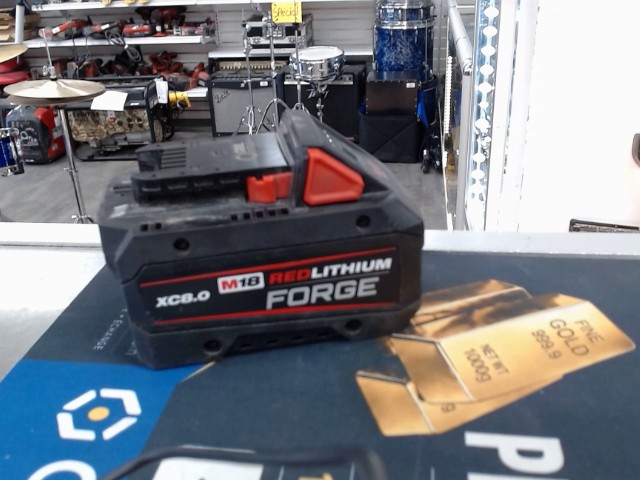 Batterie 18v 8 ah