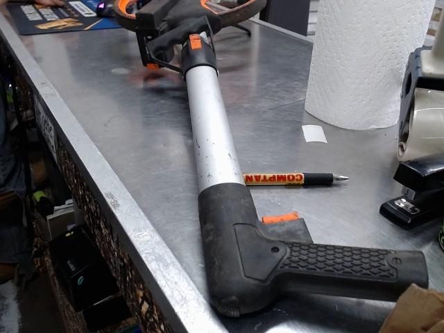 Outil roulle mesure distance