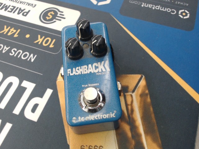 Pedale de delay bleu