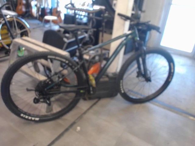 Velo montagne trail se2 cannondale