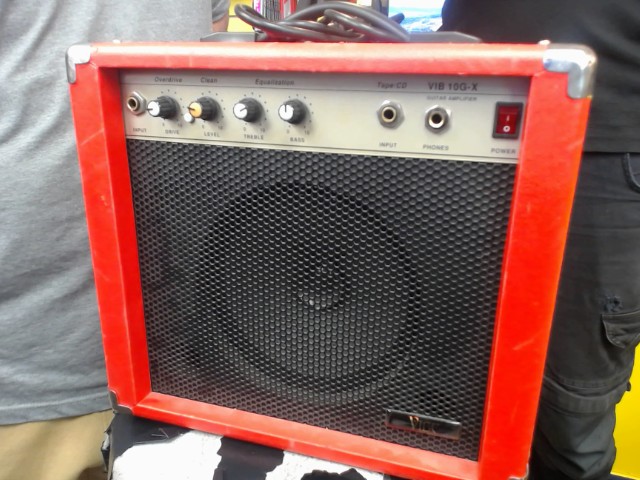 Petit ampli rouge sticker shure