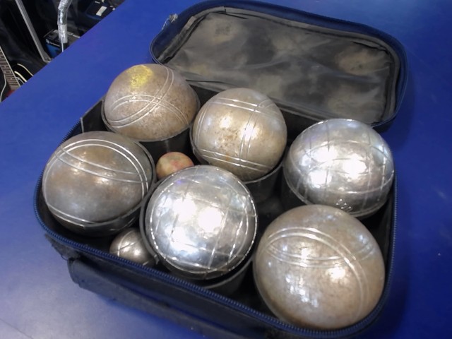 Ensemble de 6 boules de petanques