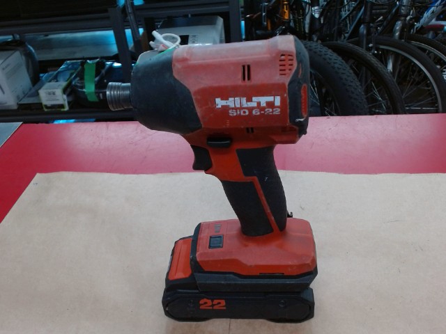 Perceuse hilti+batterie no chargeur