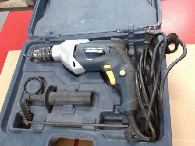 Perceuse electrique + acc en case