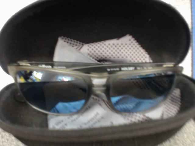 Lunette de soleil holsby