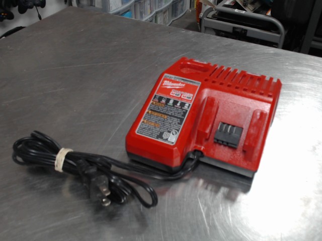 Chargeur de batterie 12v/18v