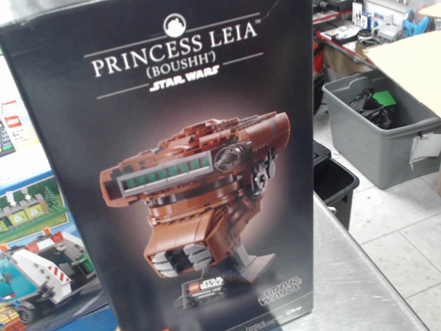 Lego princess leia boushh helmet