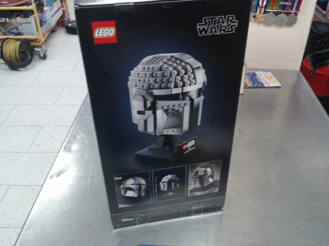 Lego mandalorian helmet