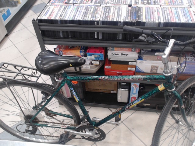 Velo d'occasion vert