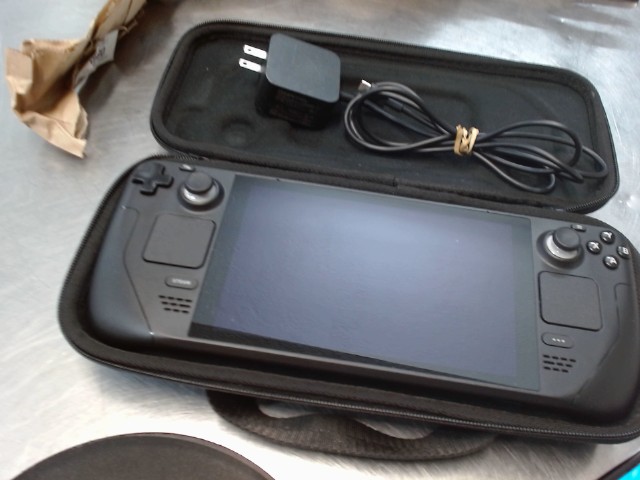 Steam deck 256gb + chargeur + case