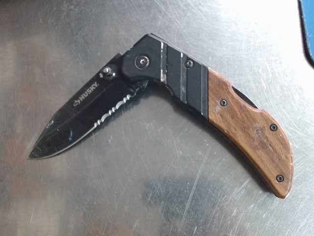 Flip knife usager