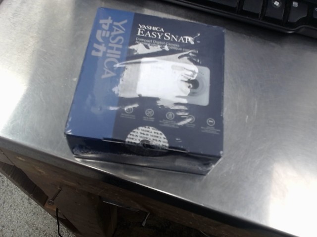 Yashica easysnap new