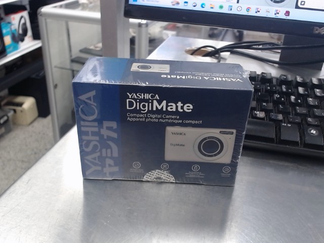 Yashica digimate new