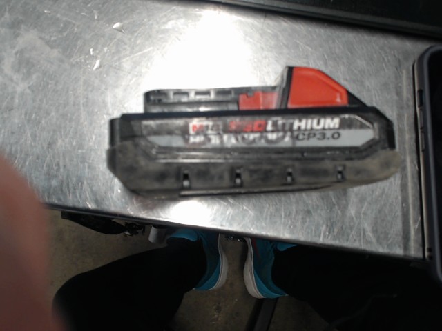 Milwaukee m18 3.0ah battery pack