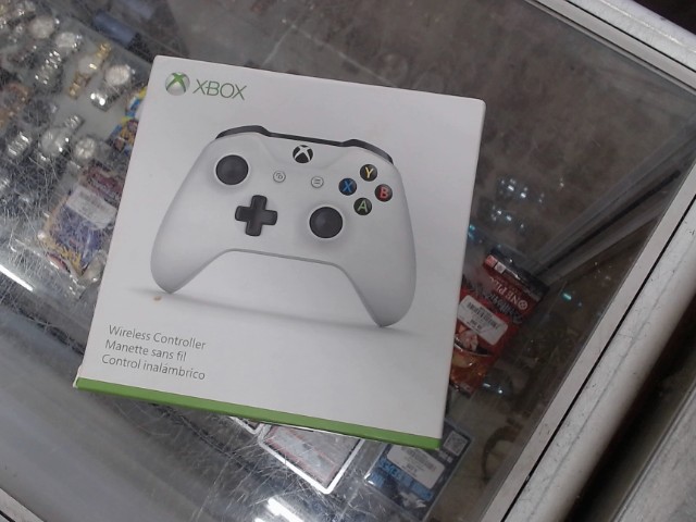 Manette de xbox blanche (boite)