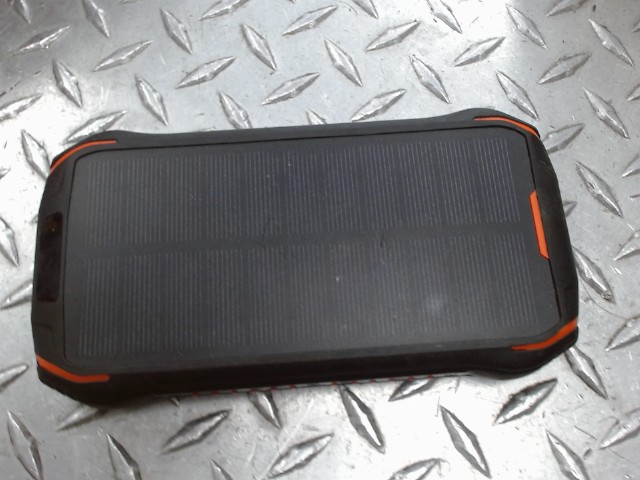Chargeur solaire