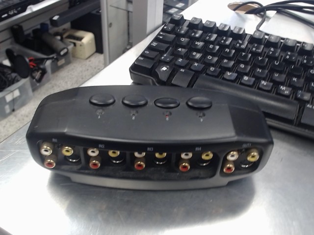 Switch rca 4 in 1 out