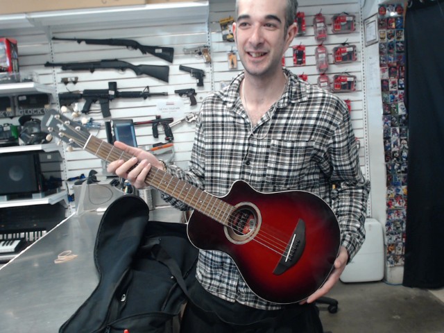 Guitare acoustique-electrique