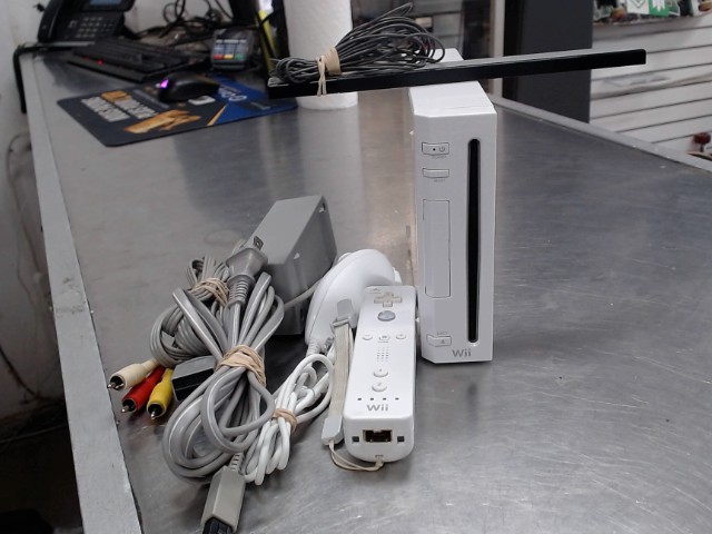 Console wii + man + fil