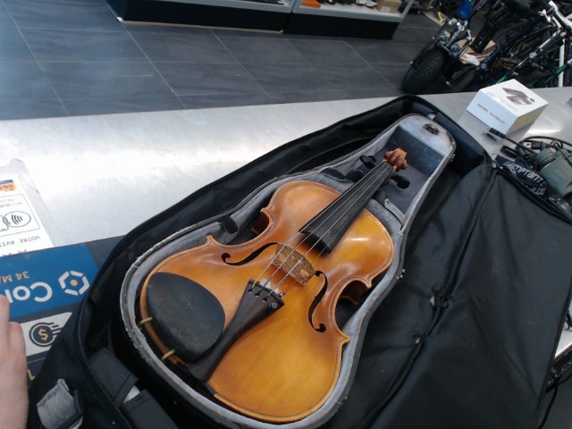 Violon 4/4 yugoslavia montenergo 1987