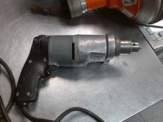Hammer drill filaire sans nom vintage