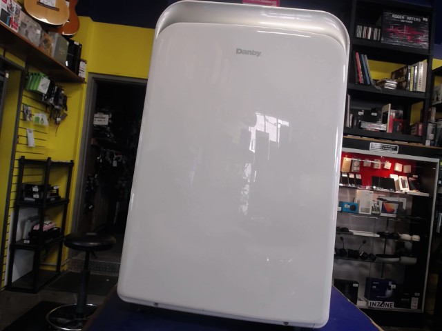 Climatiseur portatif 12k btu +manette