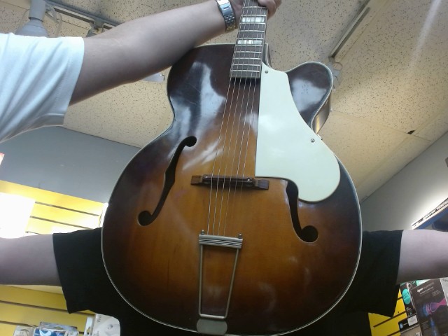 Ol;d kraftsman archtop guitar