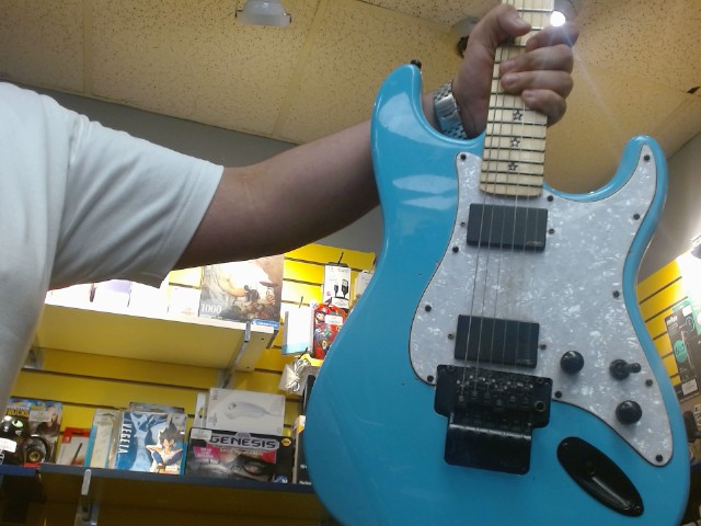 Replique fender super strat  custom shop
