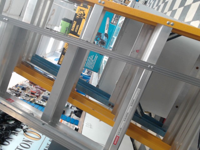 Echelle multi position