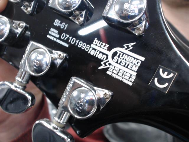 Guitare electrique scott lan+case mou