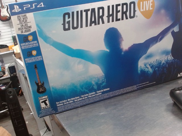 Guitar hero live ps4 bundle new open box
