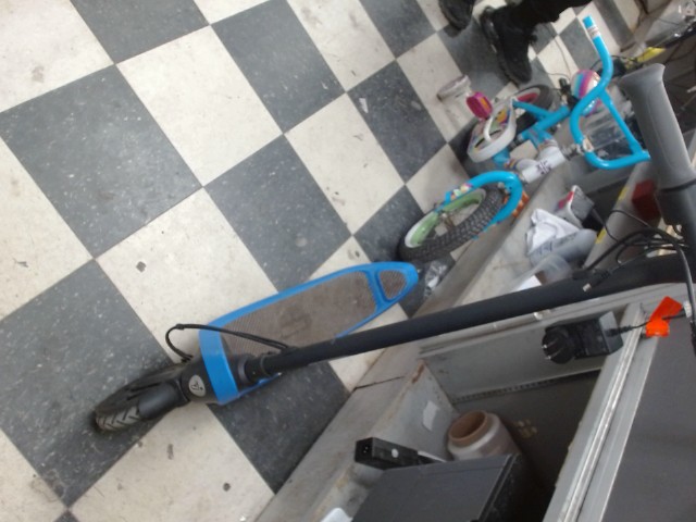 Ninebot scooter c2