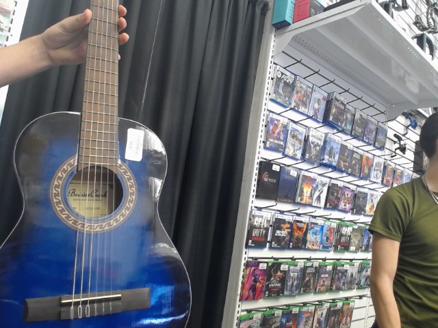 Guitar bleu beavercreek