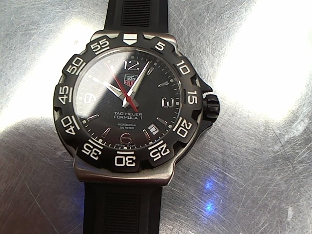Tag heuer formula 1 200m black