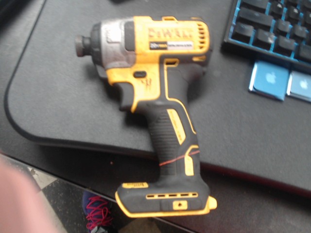 1/4 impact driver