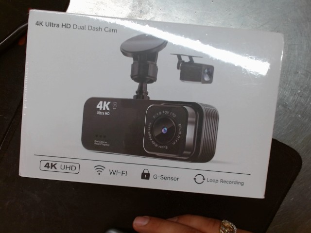 4k dual hd ultra dash cam neuf dans boit