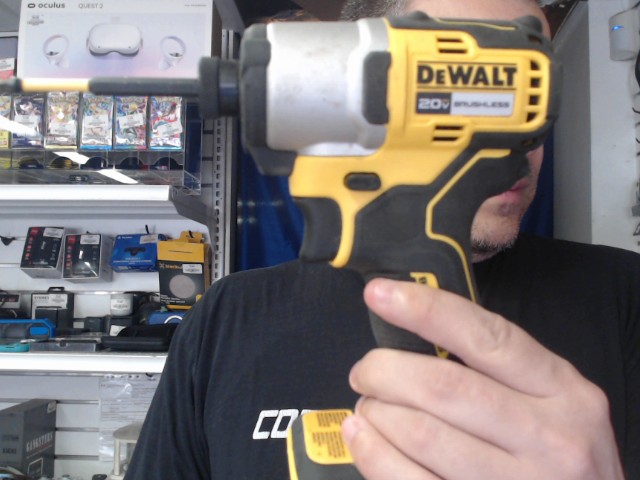 Cordless impact driver 1/4