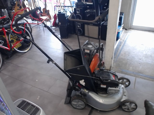 Tondeuse briggs&stratton exi675