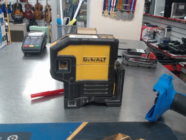 Laser dewalt dw0851