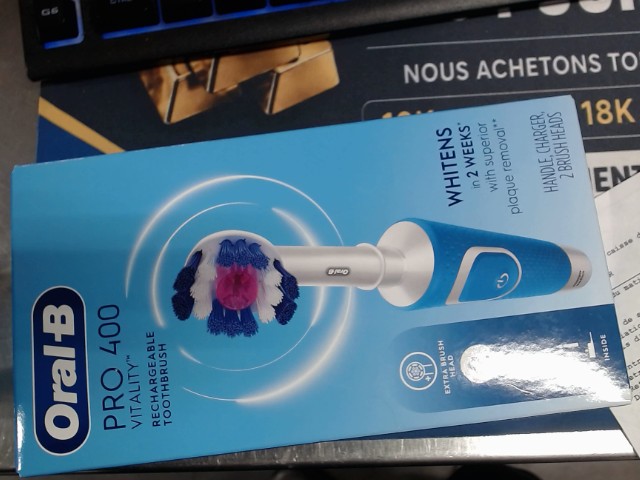 Rechargeable toothbrush