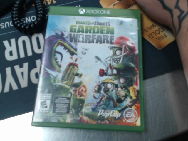 Plants vs zombie gardden wardare