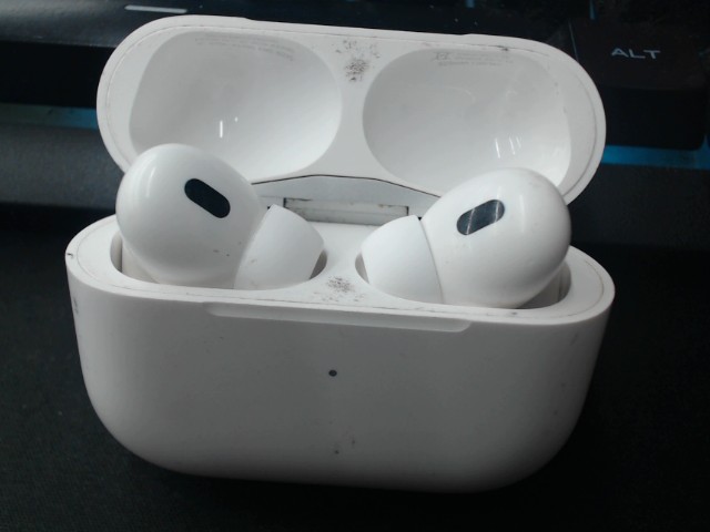 Apple airpods pro 1st gen