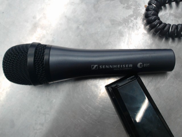 Microphone xlr gris