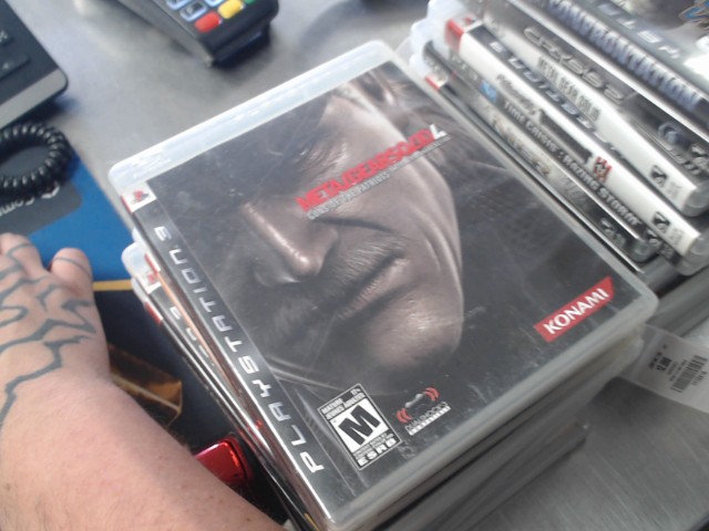 Metal gear solid guns of the patriots