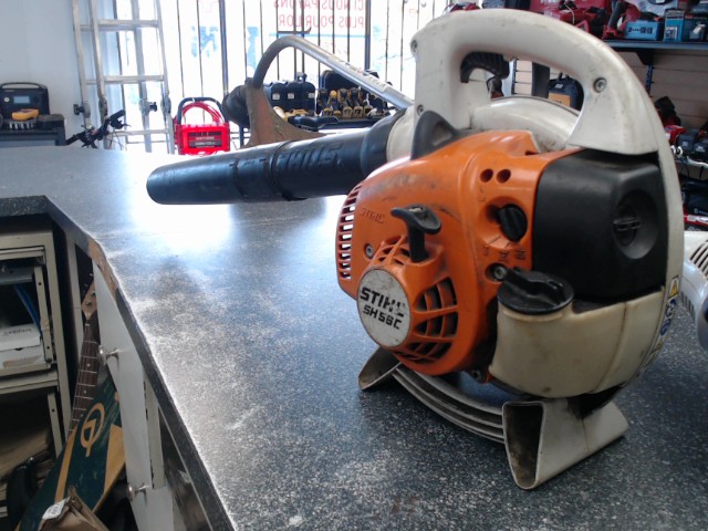 Stihl sh 56c gas soufleur a feuille