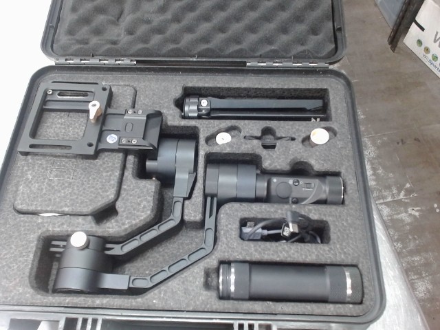 Stablizer pour camera crane plus