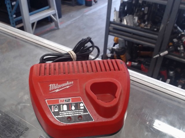 Chargeur �lectrique 12v