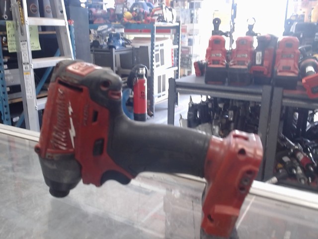 Impact 18v no batterie/chargeur
