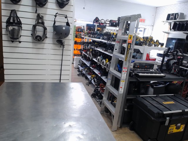 Escabeau en aluminium 6 pied 255lb